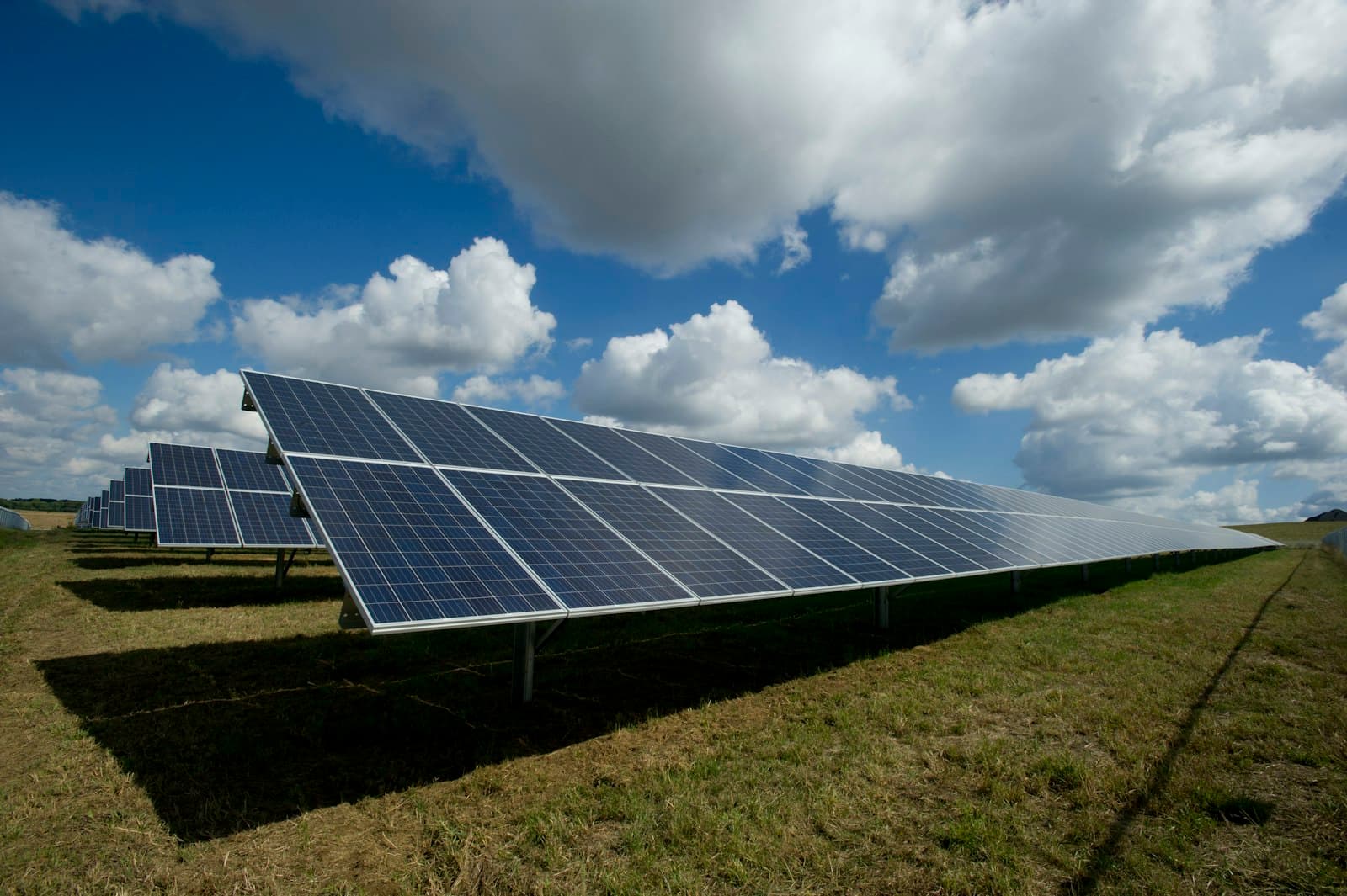 Zonnepanelen installatie door HVL Techniek